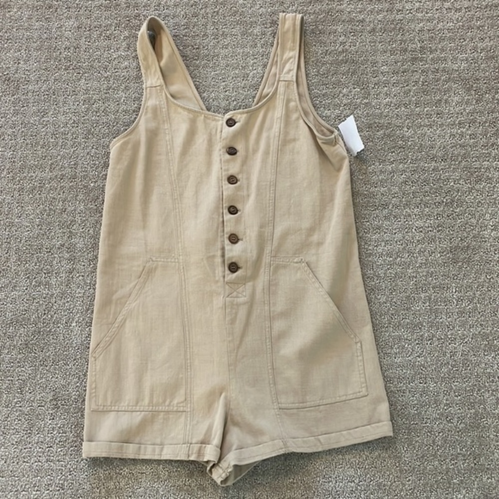 NWT- Wishlist Apparel Tan Sleeveless Button Up Romper - Picture 6 of 8
